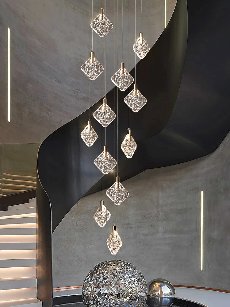 Suspension cristal pour escalier duplex et restaurant