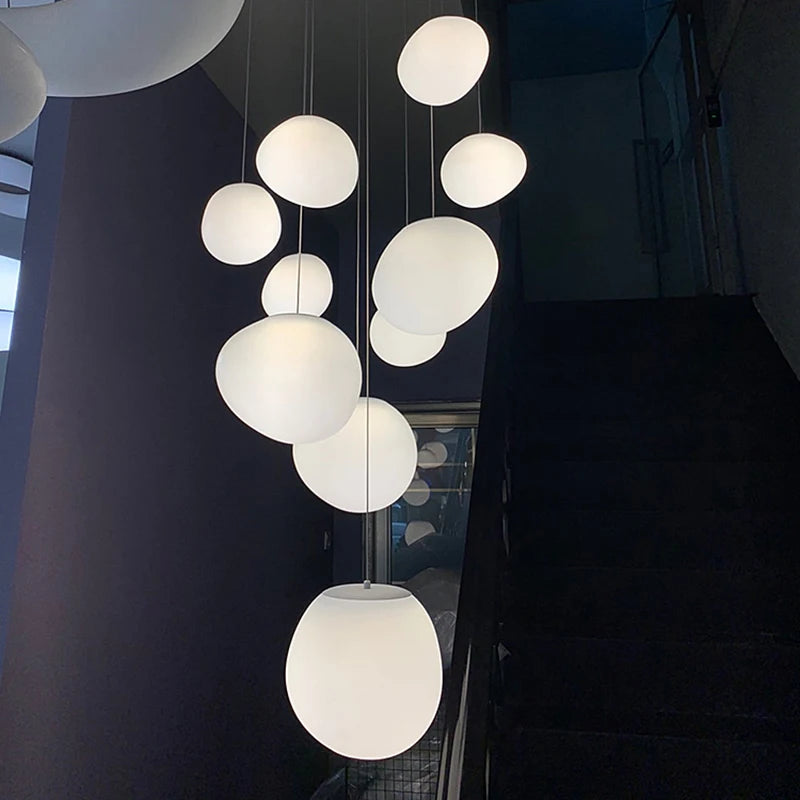Lustre abat-jour galets de verre LED pour escalier